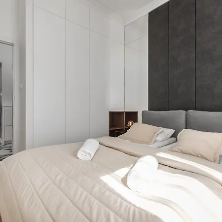 Aleje Jerozolimskie 25 By Homeprime Warsaw